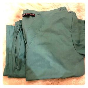 Medical scrub set top and bottom